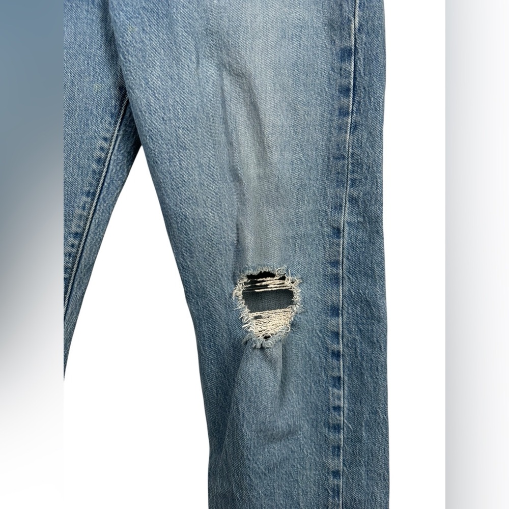 Levi’s Premium Wedgie Straight Jeans Size 30 Distressed High‎ Rise Medium Wash - Picture 7 of 11